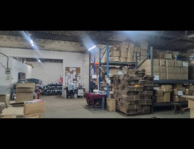 2,122M² WAREHOUSE TO LET IN CONGELLA